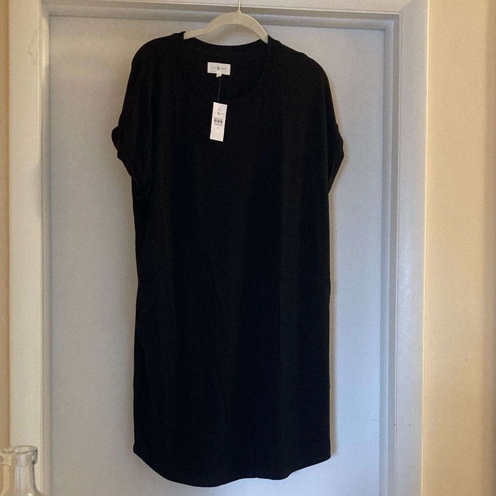 Lou & Grey Black Short Sleeve dress